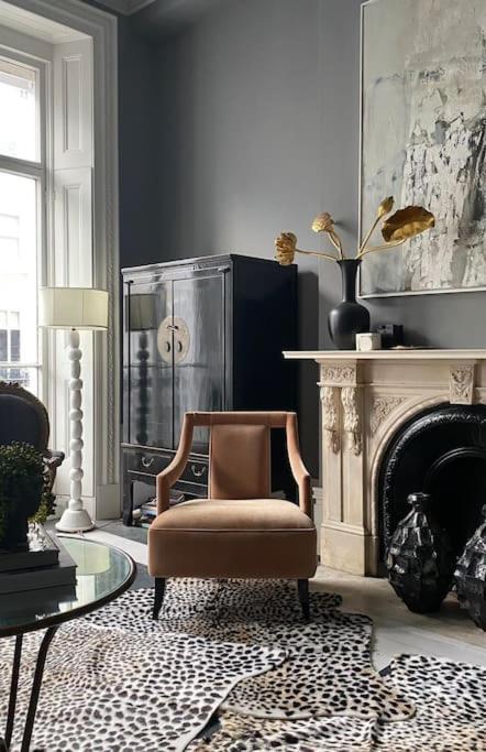 South Ken Designer Pad * Londra
